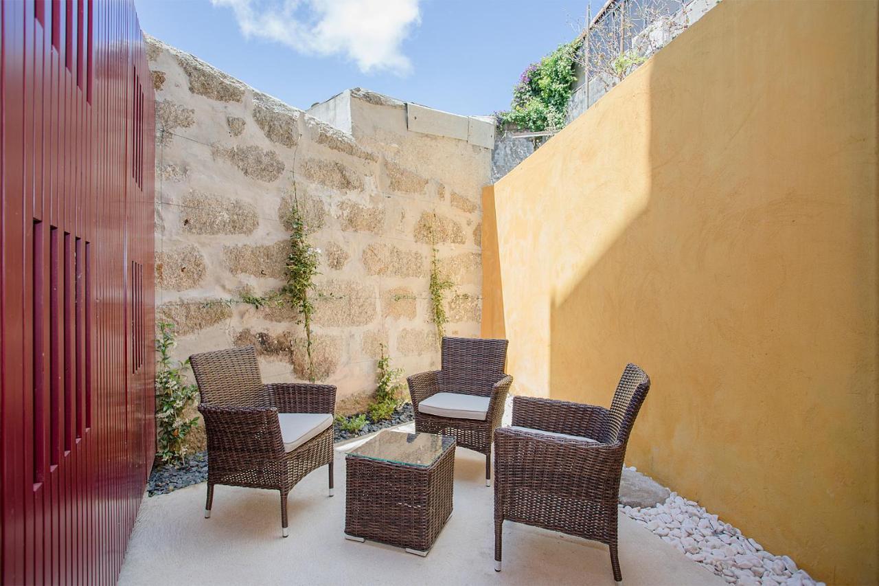 Downtown Cosy Suites OOporto Esterno foto